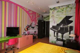 Гостиница Kompass Hotel Music Hall Gelendzhik Геленджик Номер стандарт с 1 двуспальной кроватью-9